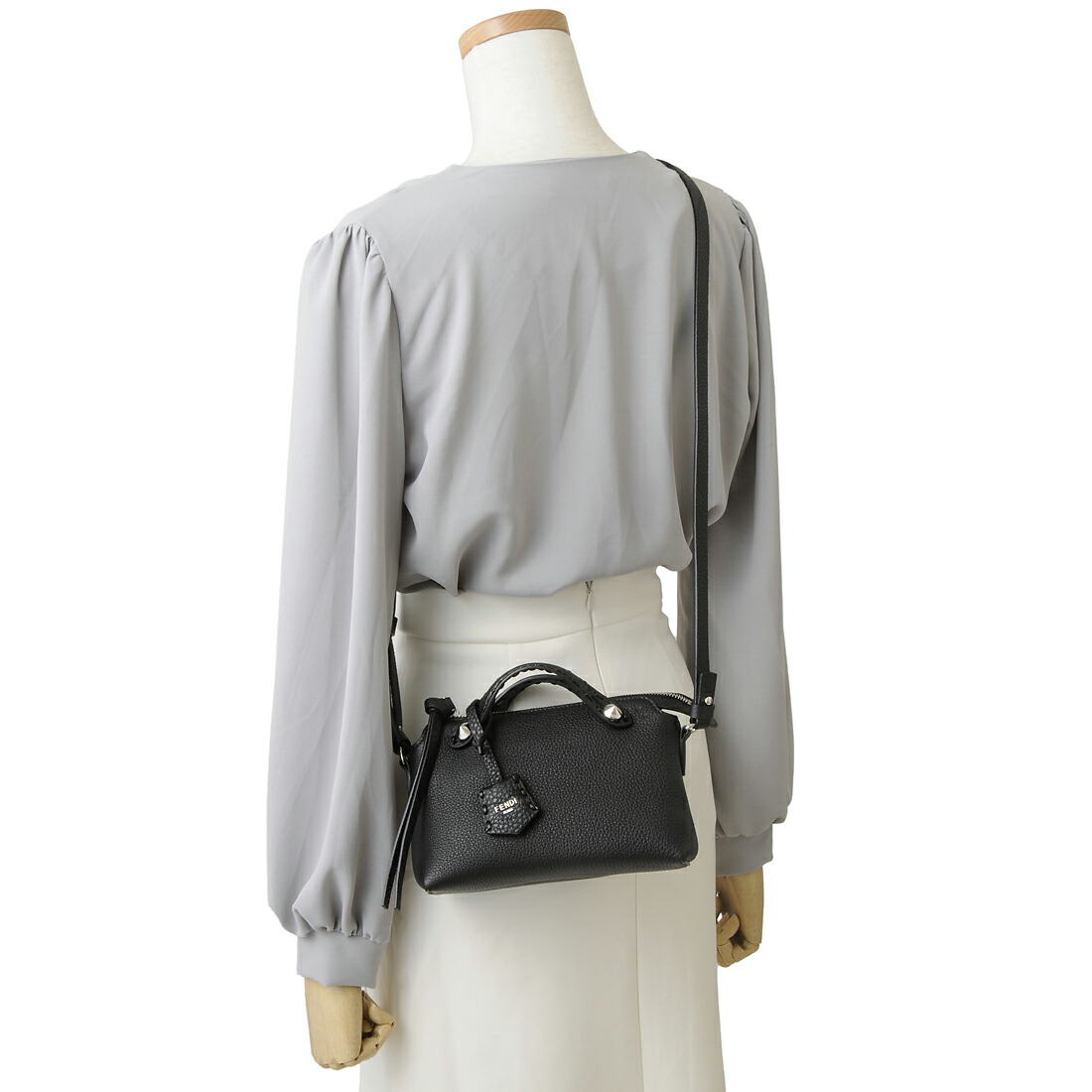 楽天市場】FENDI フェンディ ショルダーバッグ レディース 8BS098 ASU2