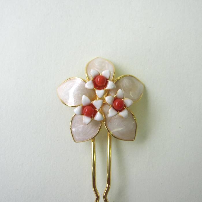 楽天市場】日本・高知産赤珊瑚 かんざし （約3.6ミリ玉） 簪 和小物 髪