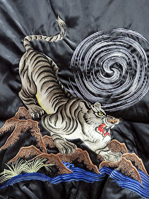 楽天市場】スカジャン 匠・虎刺繍 伝統工芸士の手振り刺繍 : takafuku