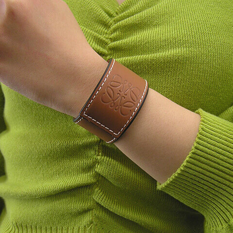 楽天市場】ロエベ LOEWE レディース ブレスレット SMALL SLAP 11919336