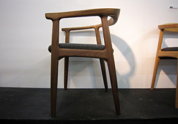 楽天市場】【期間限定値下げ】 ダイニングチェア オメガ2 肘付き