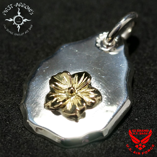 楽天市場】ポイント2倍!!ファーストアローズ K18フラワー付 平打メタル