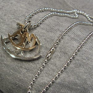 楽天市場】レッドムーン（ネックレス・ペンダント｜男女兼用