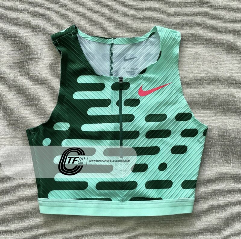 Nike 2023 Pro Elite Team W Zip Crop Top | Trackandfieldclothes