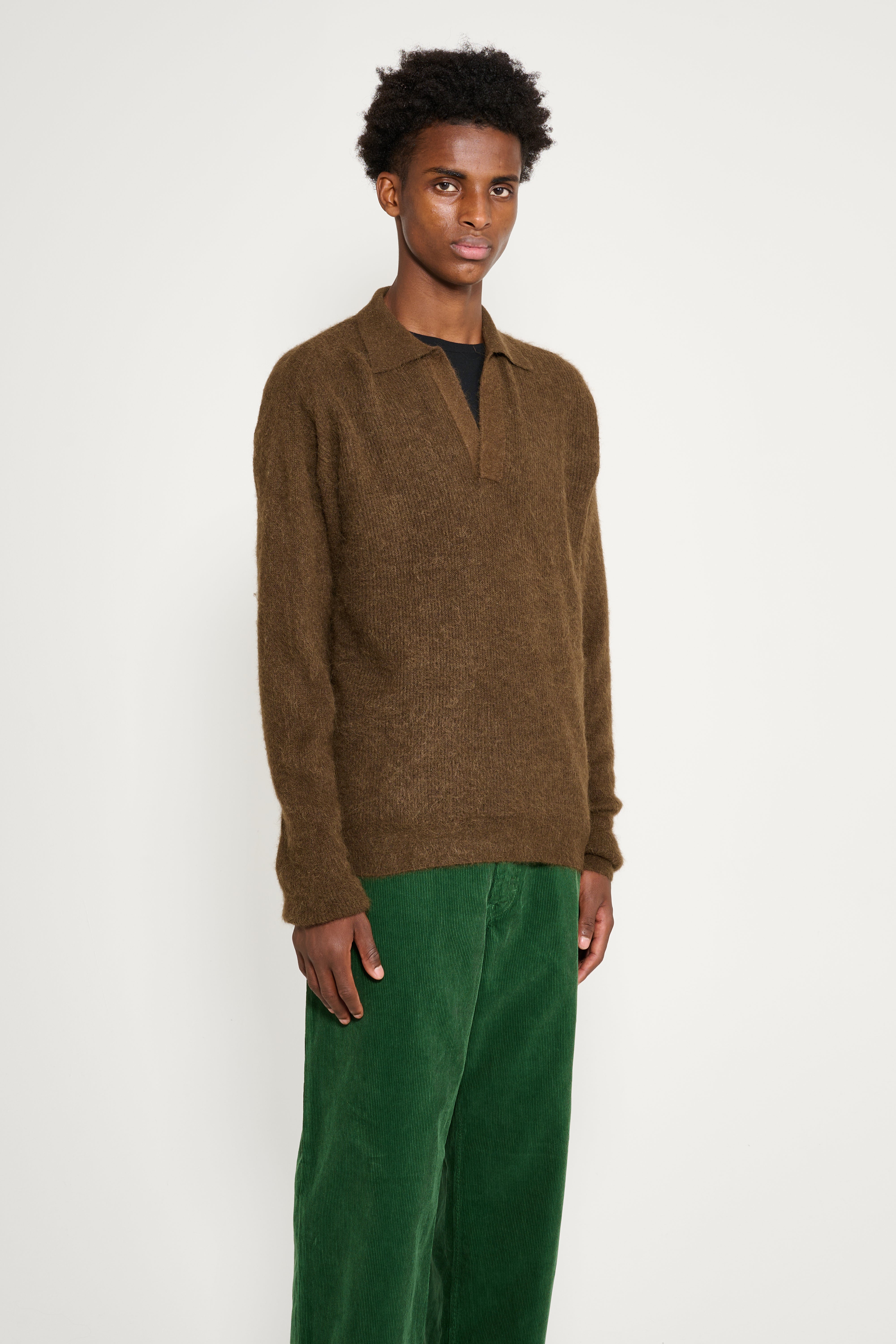 Auralee Baby Suri Alpaca Sheer Knit Skipper Polo Dark Brown – Très