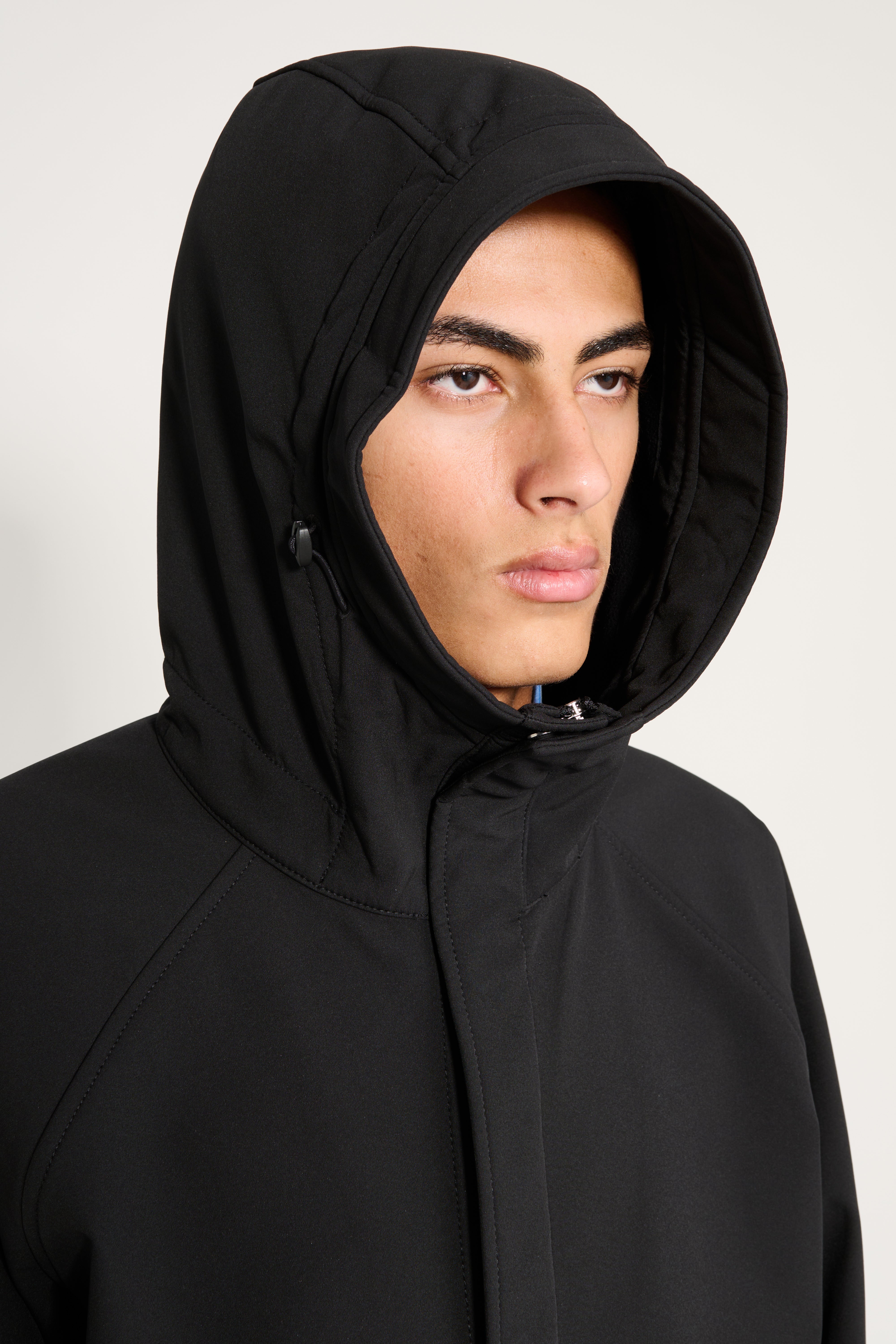 Stone Island Soft Shell-R e.dye Hooded Short Parka Black – Très Bien