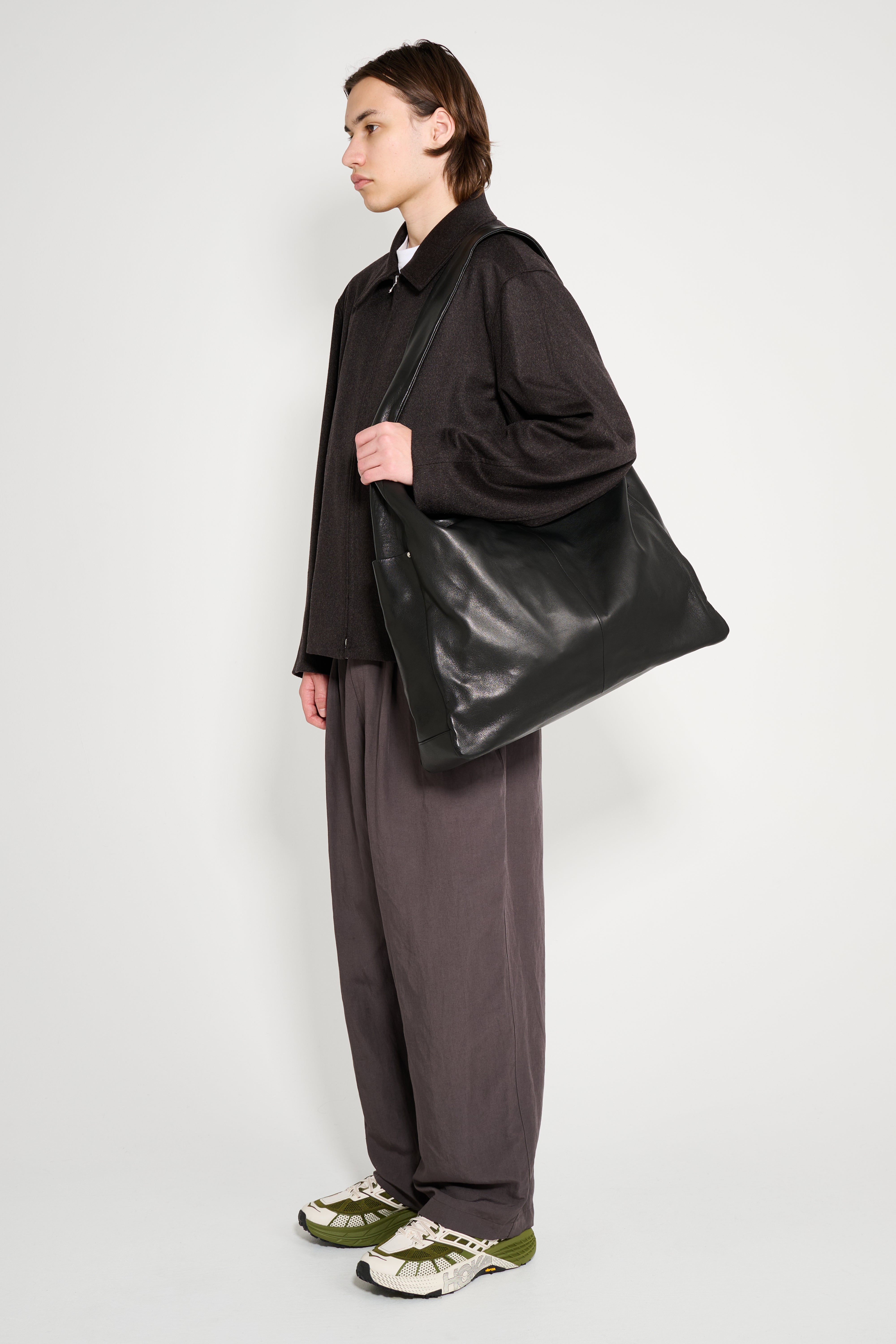 ssstein Leather Shoulder Bag Black – Très Bien