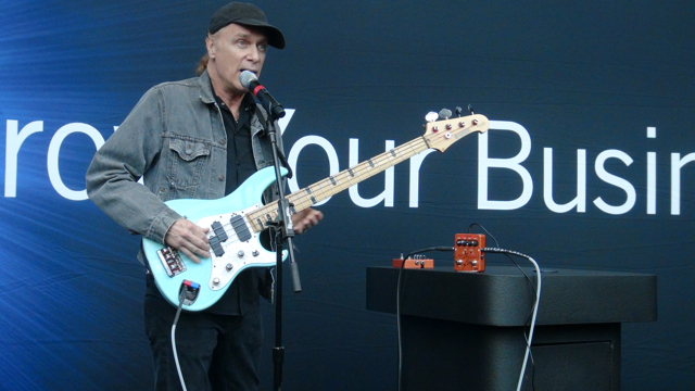 ビリー・シーン（Billy Sheehan）ビリー流3フィンガー術の巻