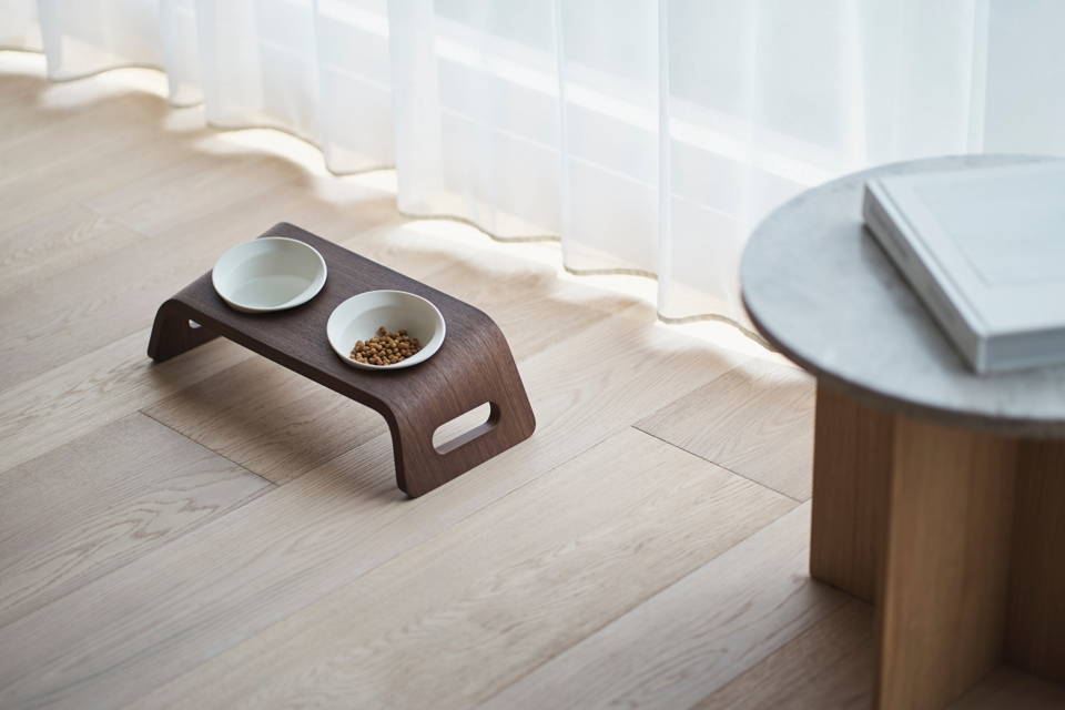 KARIMOKU CAT TABLE