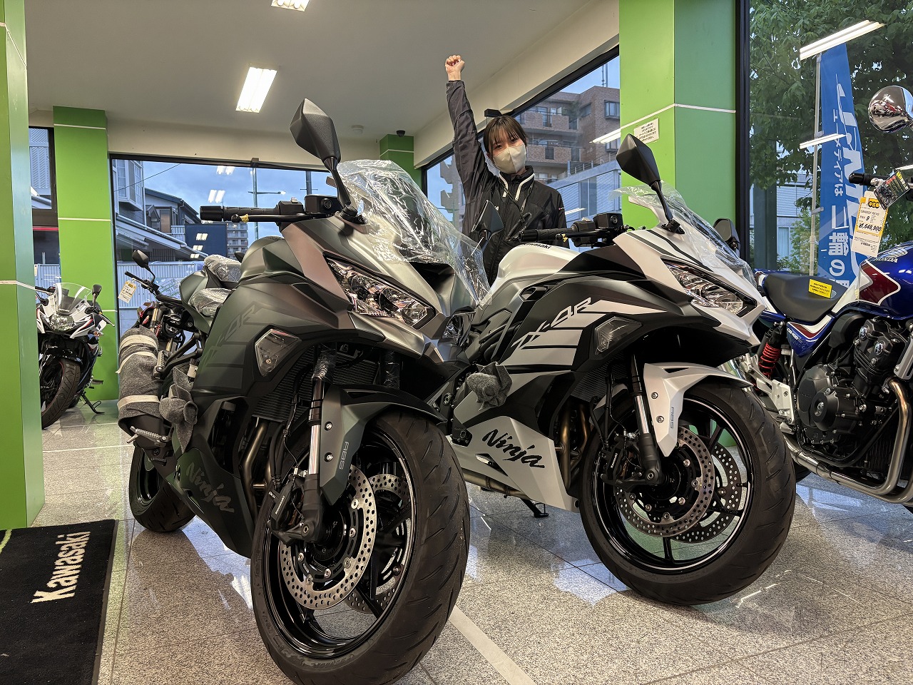 ZX-4R SE在庫あります☆ [最新情報] | U-MEDIA (ユーメディア