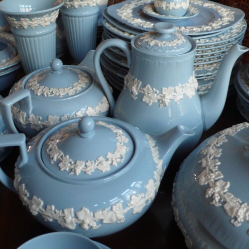 クィーンズウェアの呼称を得た陶器”ウェッジウッド”