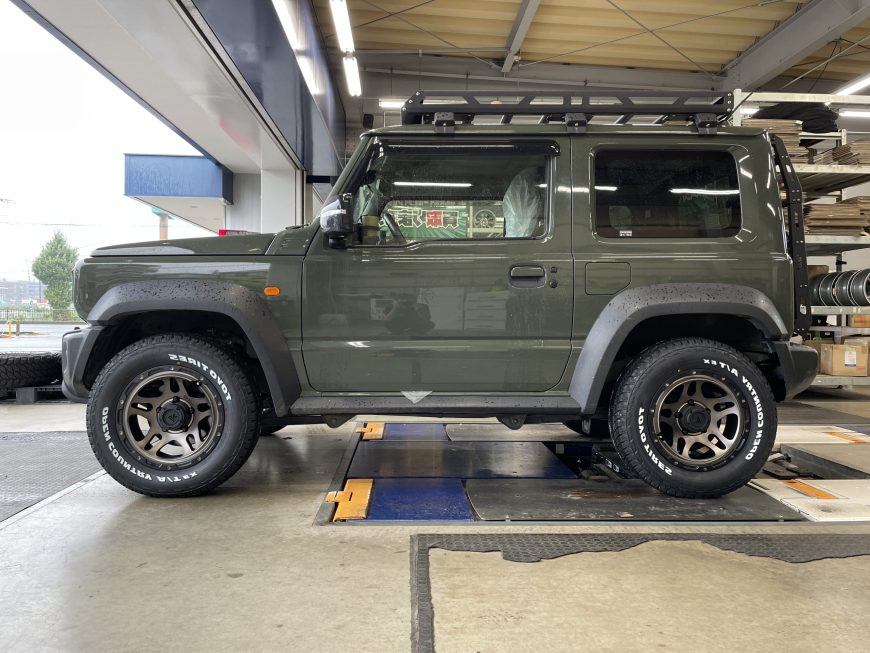 JB74 ジムニーシエラにデルタフォース オーバーランダー！TOYO