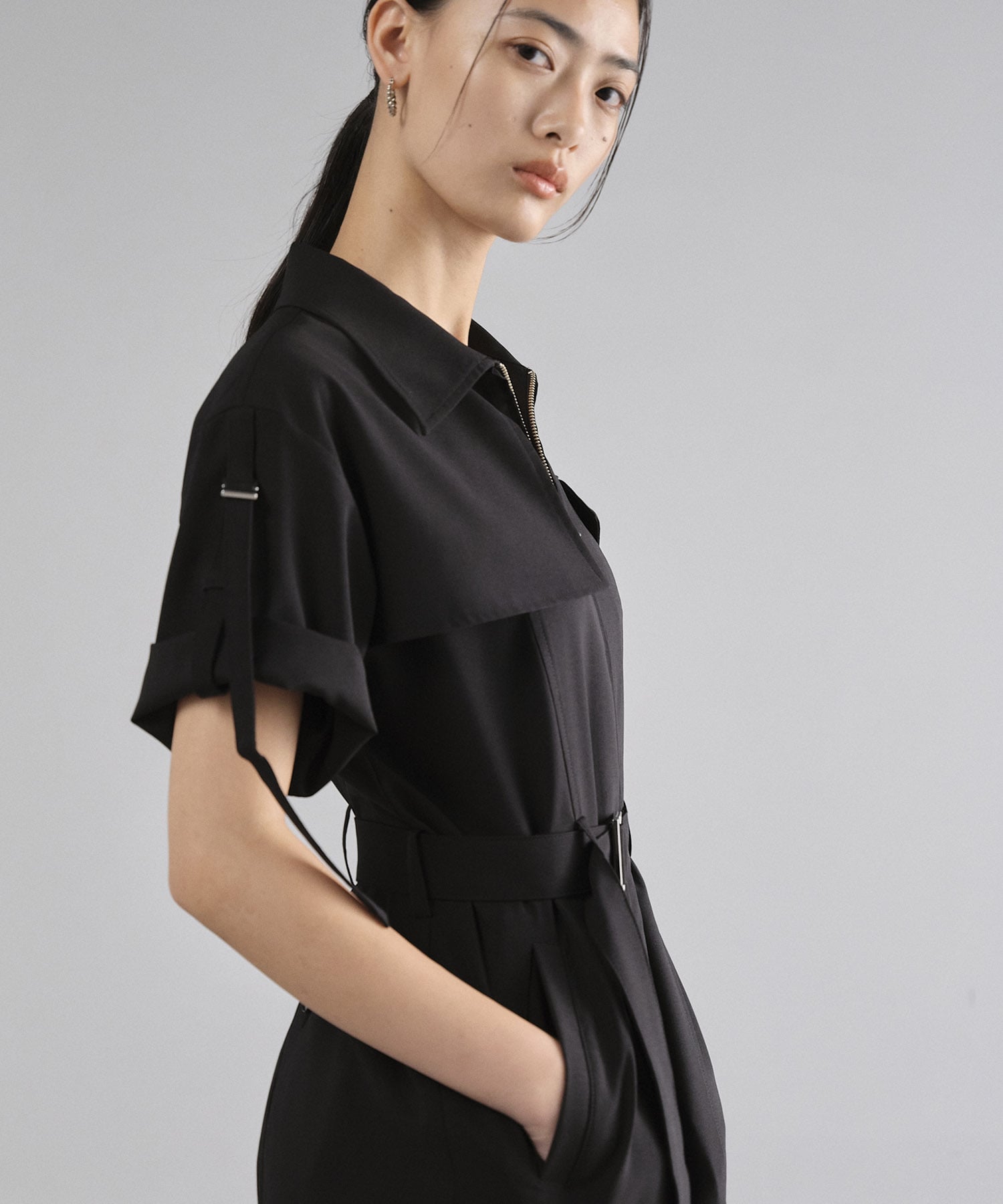 ハーフSLVイージージャンプスーツ(1 BLACK): : ウィメンズ｜UNITED