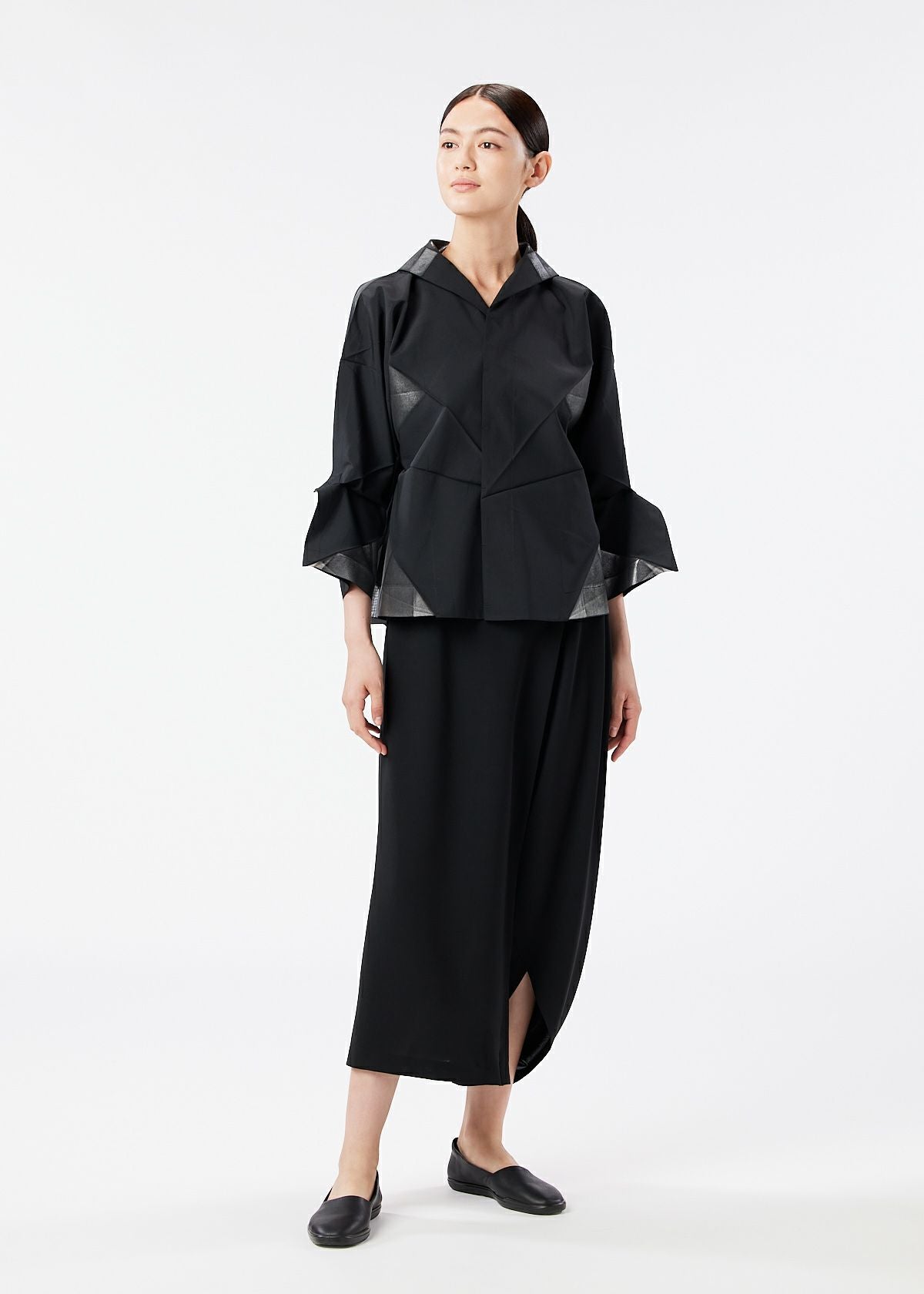 132 5. STANDARD – ISSEY MIYAKE ONLINE STORE
