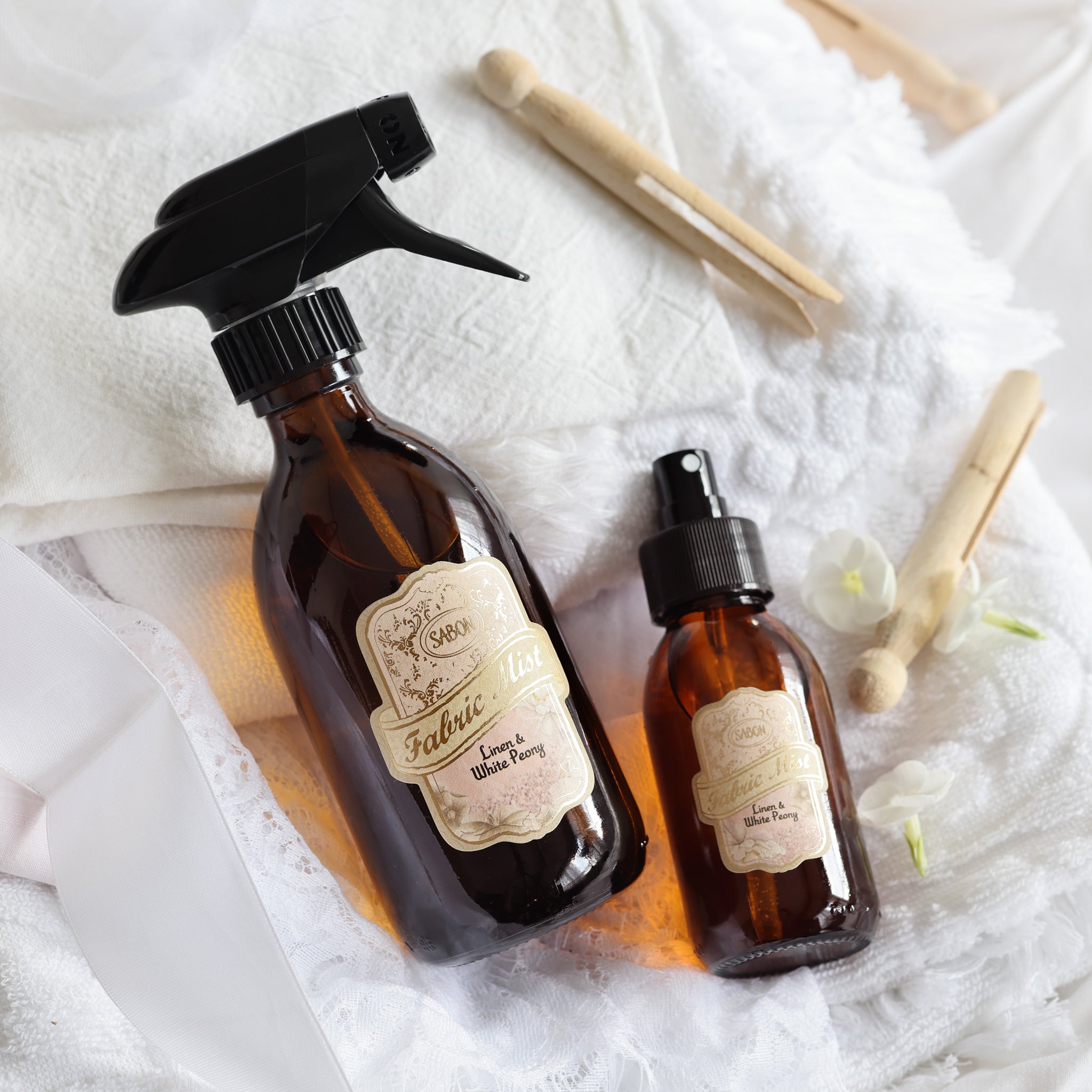 Fabric Mist Linen & White Peony Scent 100mL – SABON