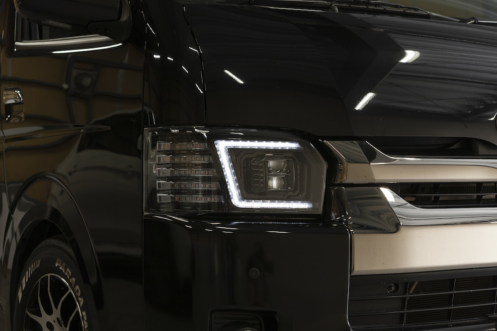 ジュエルヘッドランプ ハイエース/レジアスエース 200系 4型～7型