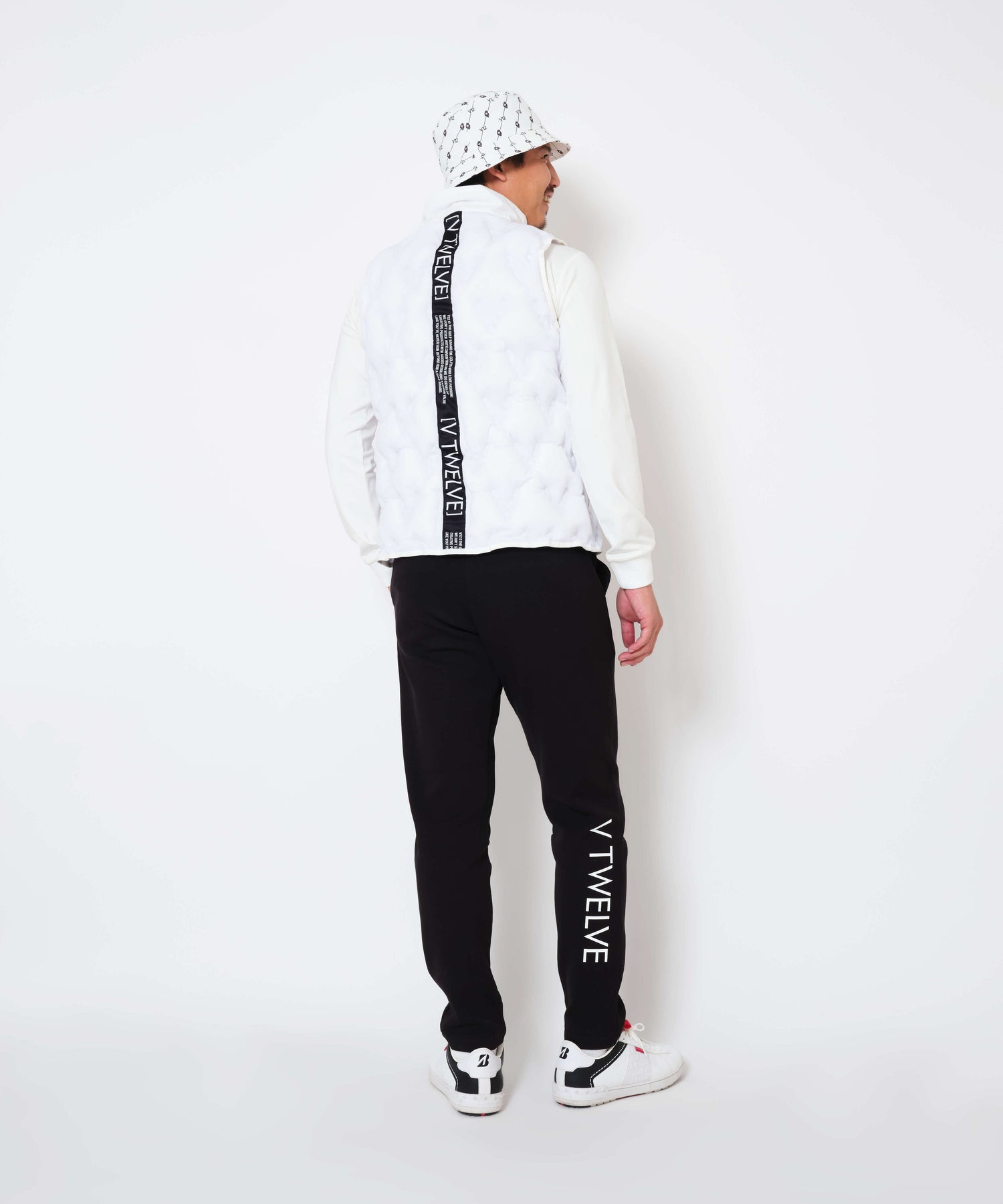 V12] ゴルフ メンズ ベスト BACK TAPE VEST | 【公式通販】
