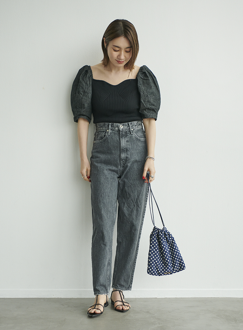 大人気コラボデニム『THE FIG』に“細見えホワイト”と“上品ブラック”が