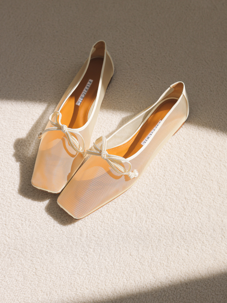 PIPPICHIC】服より簡単！ 透け感デビューはシューズが正解 | GOOD