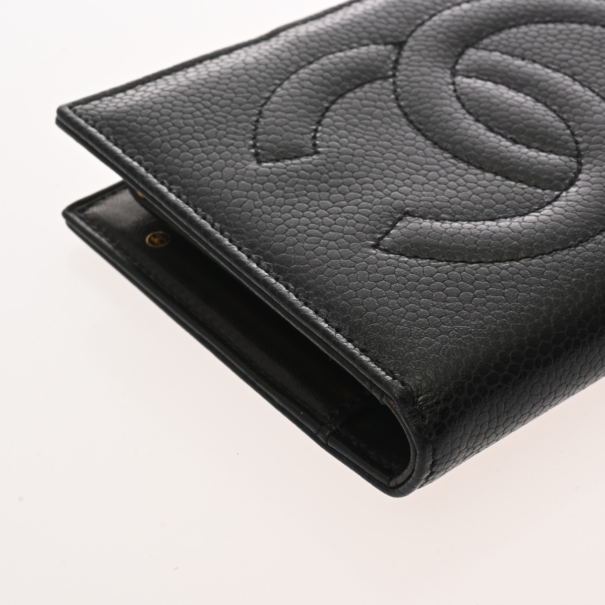 シャネル 二つ折り財布 ブラック キャビアスキン レディース 財布