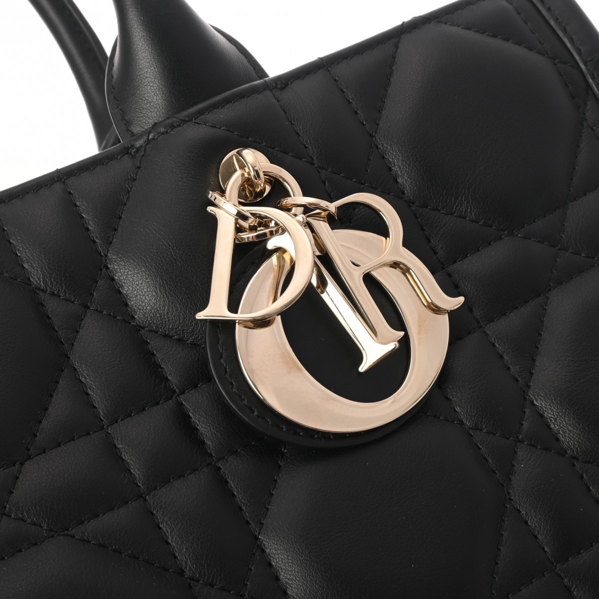 ディオール ブックトート ミディアム マクロカナージュ ブラック