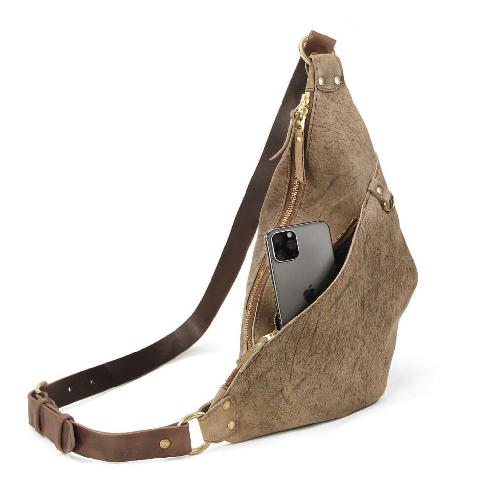 kudu] KD TRIANGLE BODYBAG | Ryu(リュウ)公式ECサイト／Wath'z