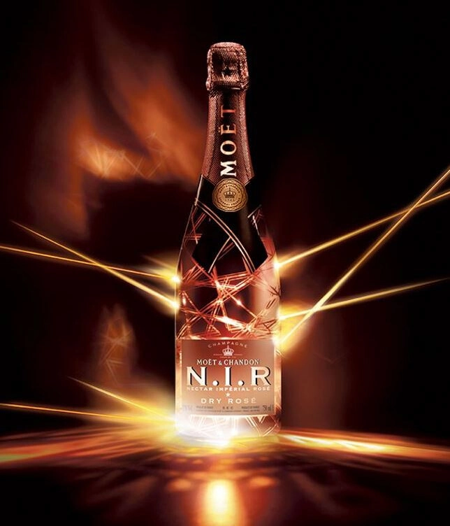Champagne Moet & Chandon, N.I.R. Nectar Imperial Rose, Luminous