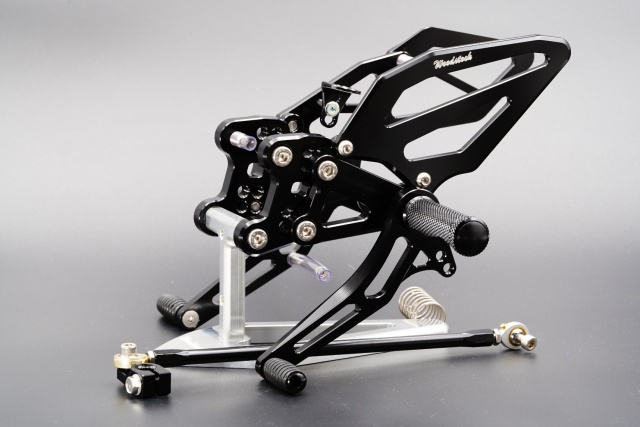 ZZR1400（06-）・ZX-14R(12-)ABS仕様車対応 バックステップキット