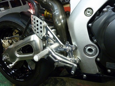 CBR1000RRオーリンズフロントフォーク | ブログ | ウッドストック
