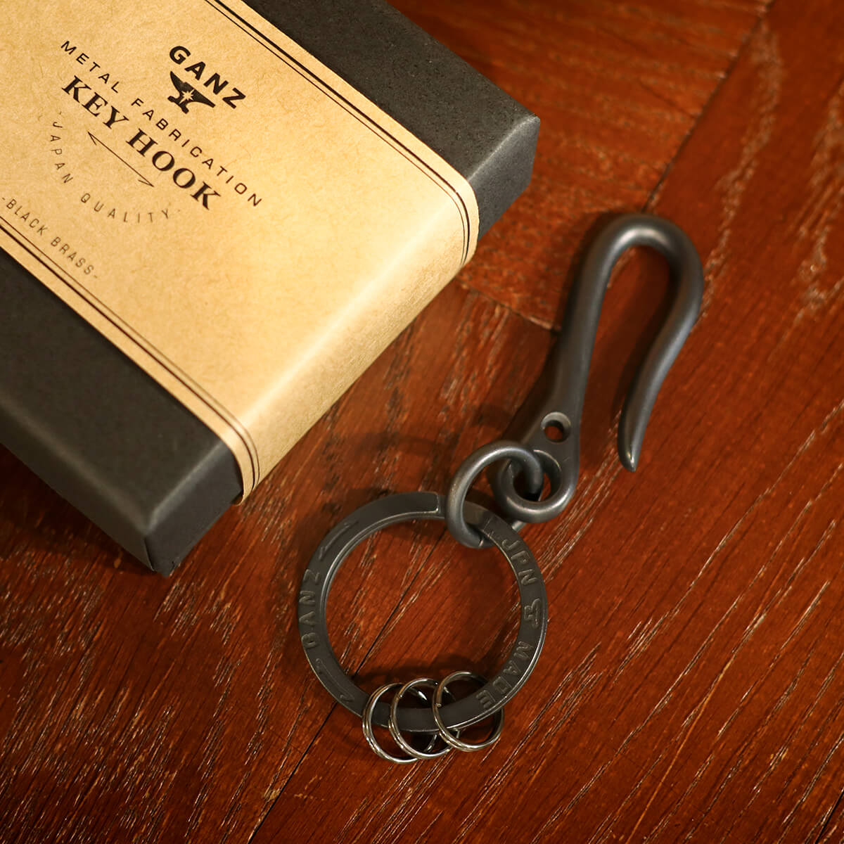キーフック・ブラック-ブラス・Key Hook - Black Brass - GANZ FACTORY