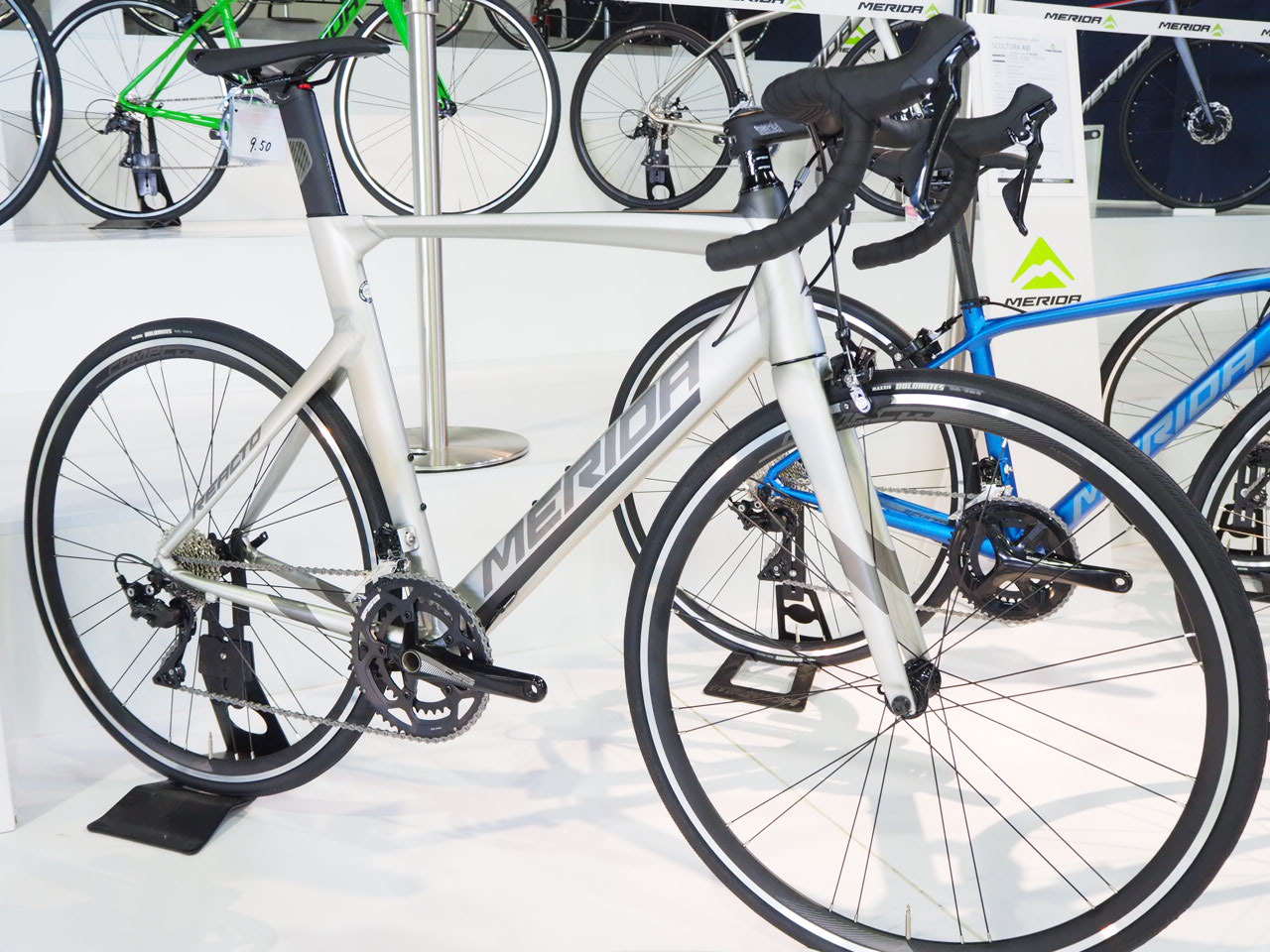 MERIDA(メリダ) REACTO(リアクト) 400 105 完成車 2020 | サイクル