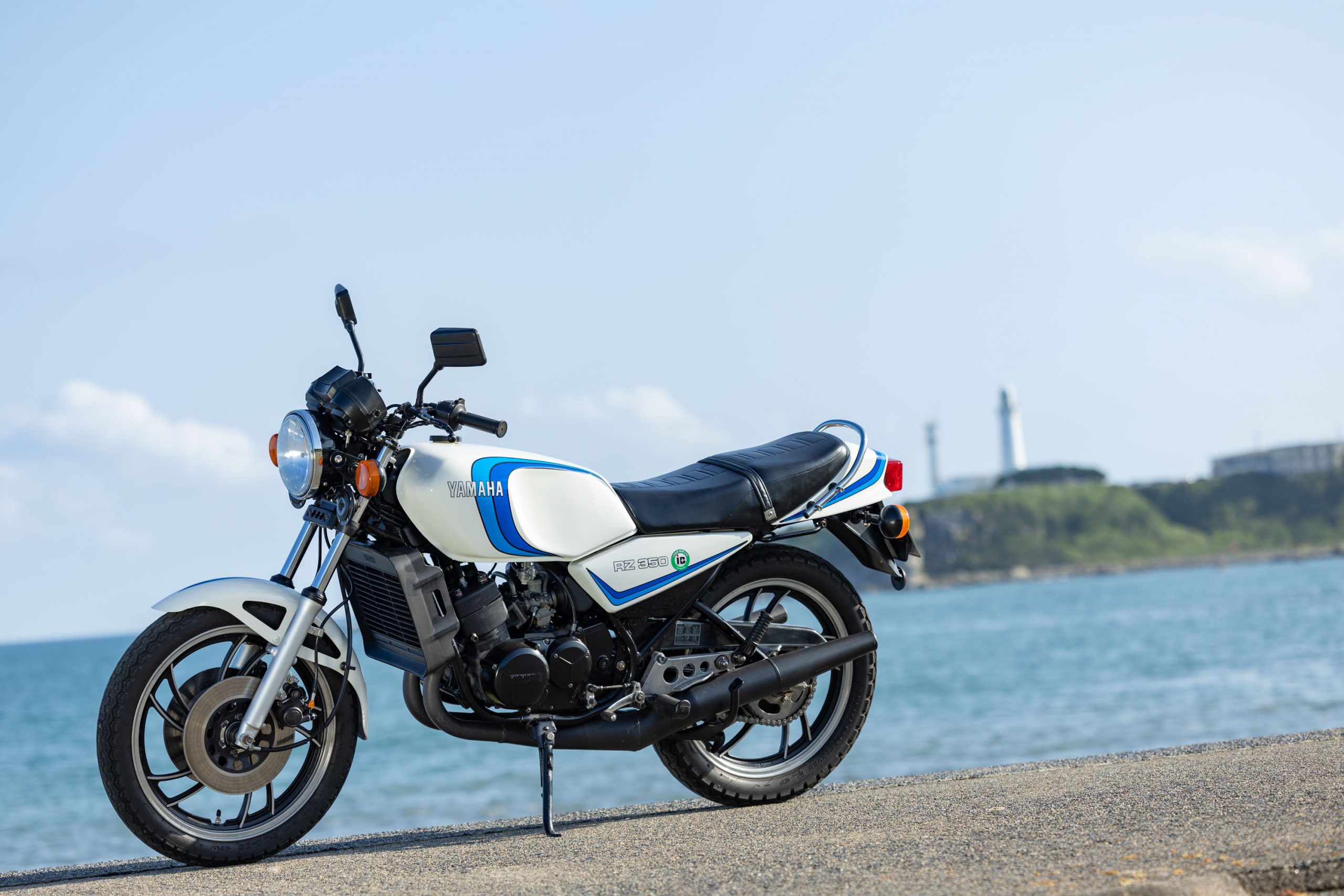 月刊『オートバイ』のベテランテストライダーがバイク王絶版車館の