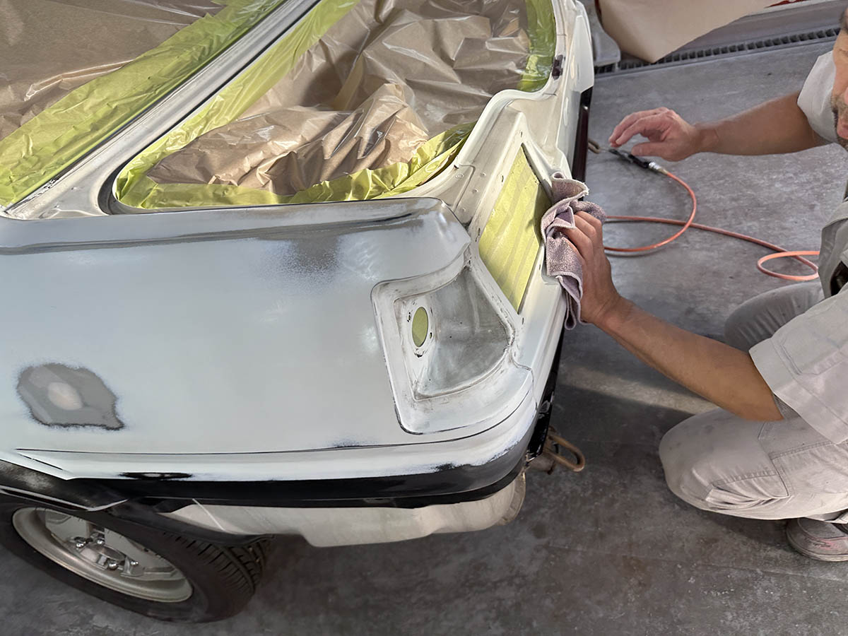 ボディのプラサフ塗装｜AE86 1984 再生プロジェクト｜ソフト99