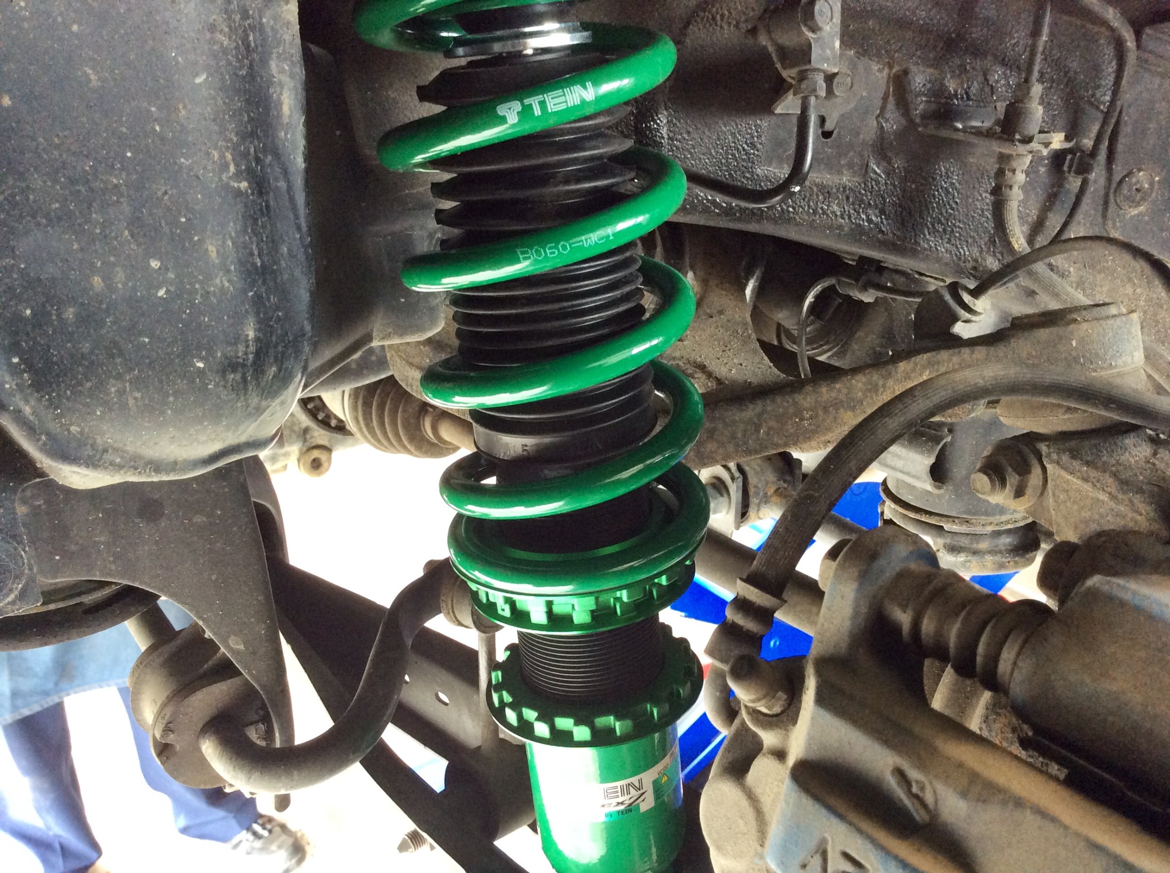 レガシィツーリングワゴン BR9 車高調取り付けます！ | スバル