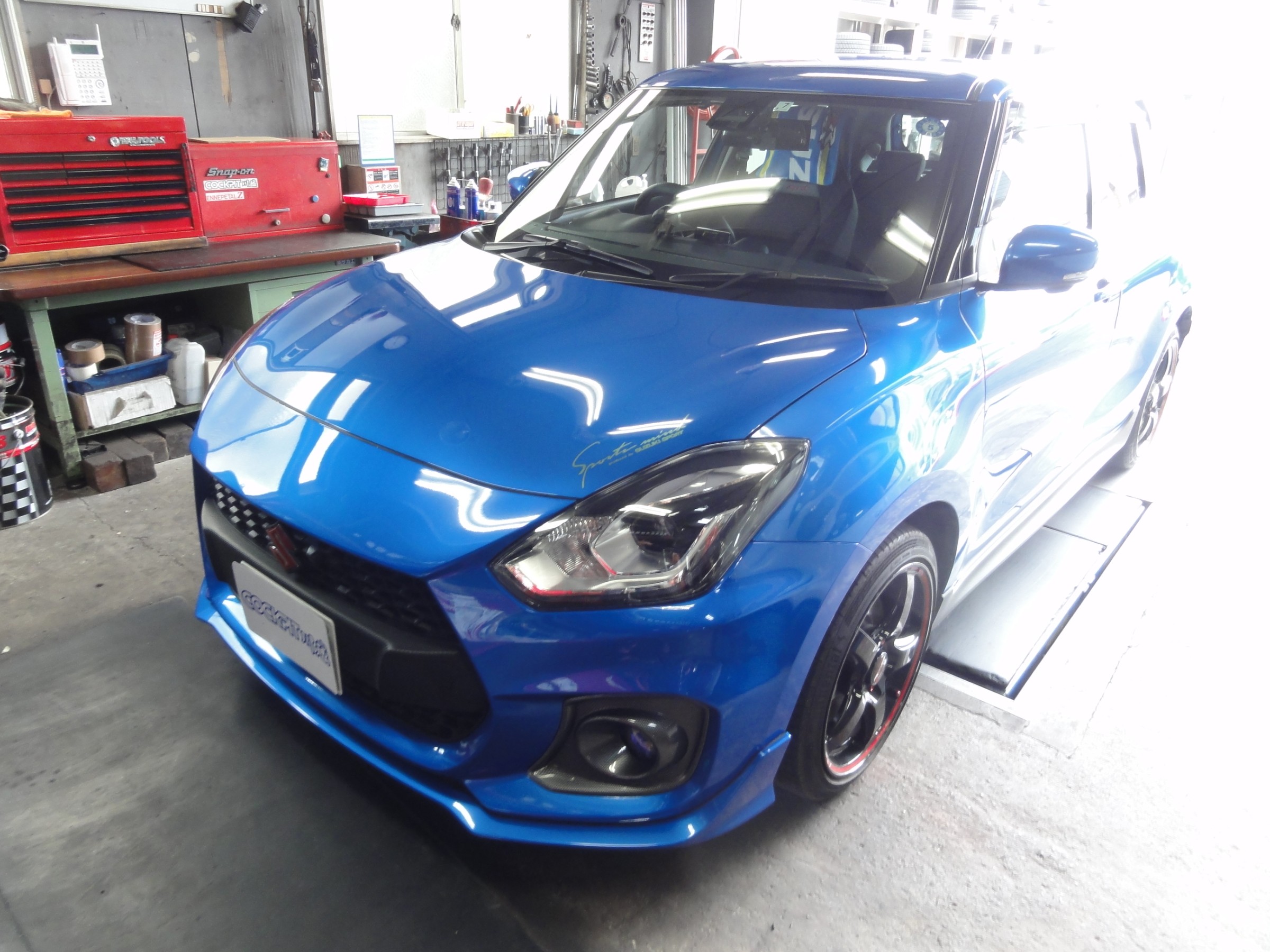 スイフトスポーツ（ZC33S）SWK製ローダウンスプリングキット装着