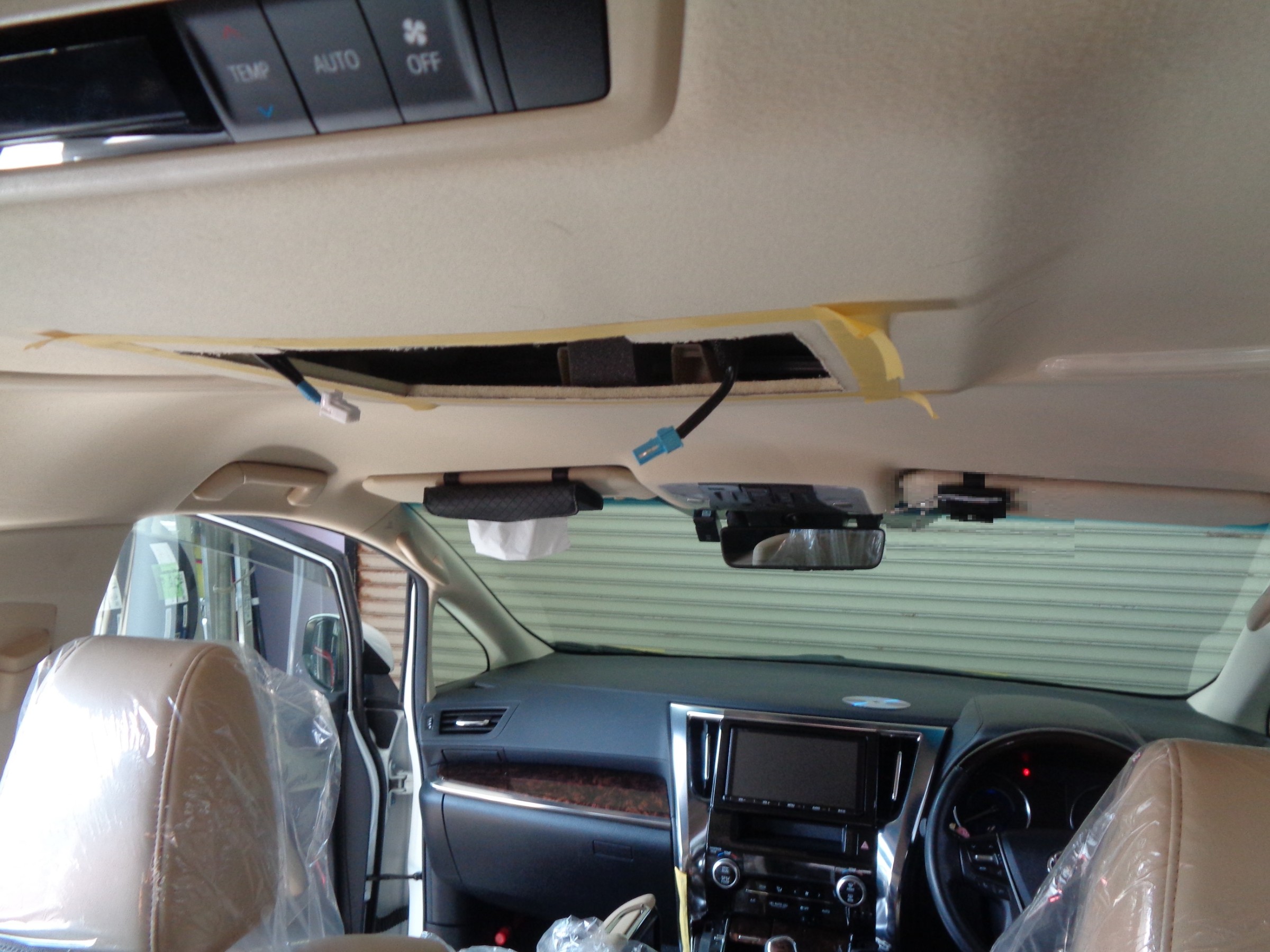 トヨタ ヴェルファイア30系 純正ナビ＆フリップダウンモニターを