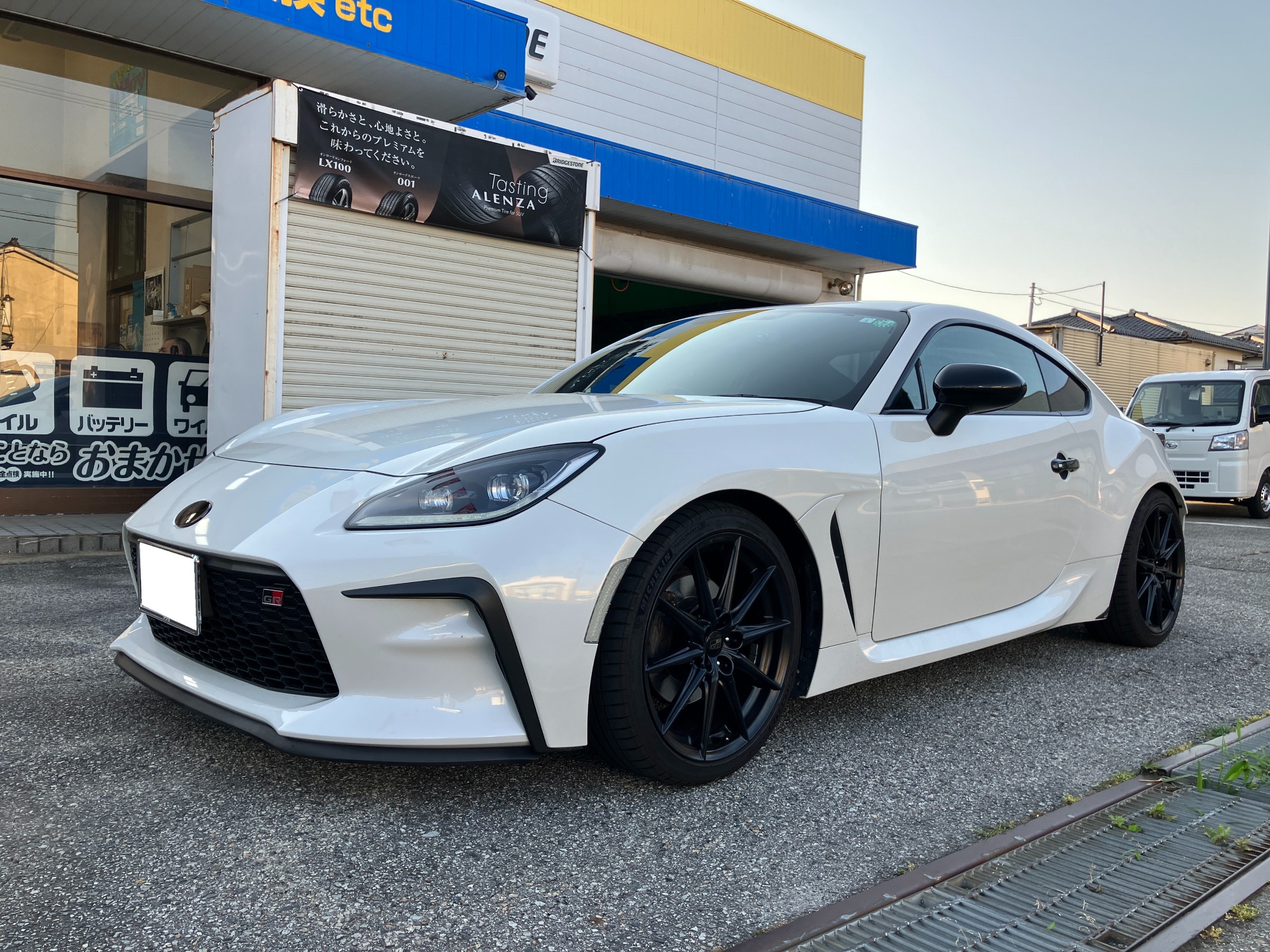 GR86（ZN8）とHKS ハイパーマックスS | トヨタ GR86 足まわり