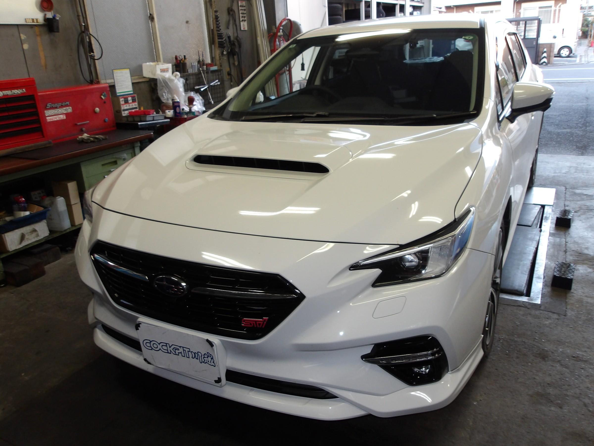 レヴォーグ（VN5）ブリヂストンタイヤスタッドレス「ブリザック VRX3