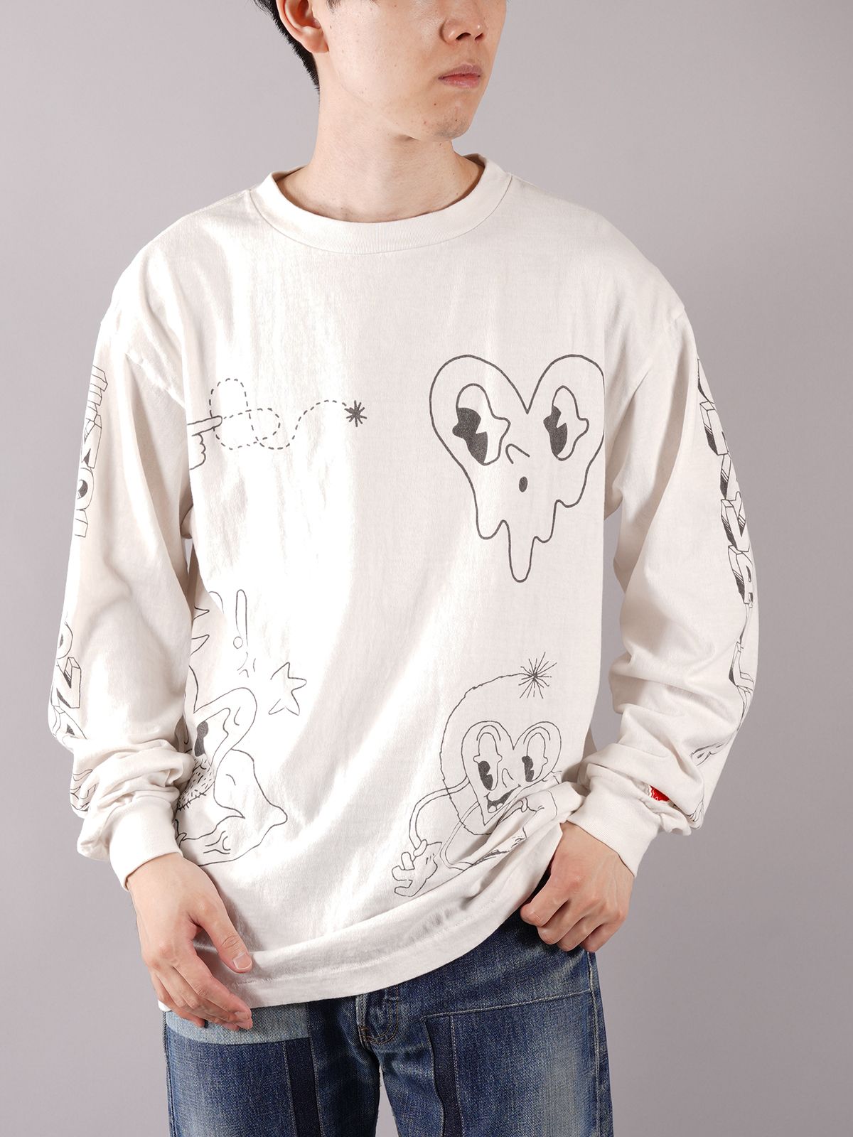 Emotionally Unavailable - EU-A21-0000-011 / LS TEE HEART FA