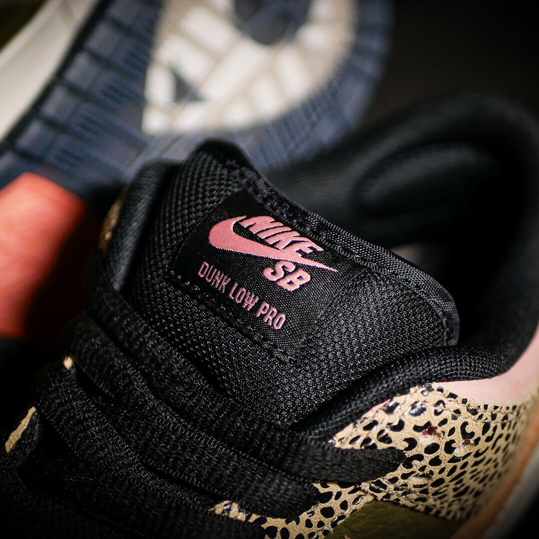 商品情報】 NIKE SB シューズ DUNK LOW PRO QS / AIR TRAINER1 QS x