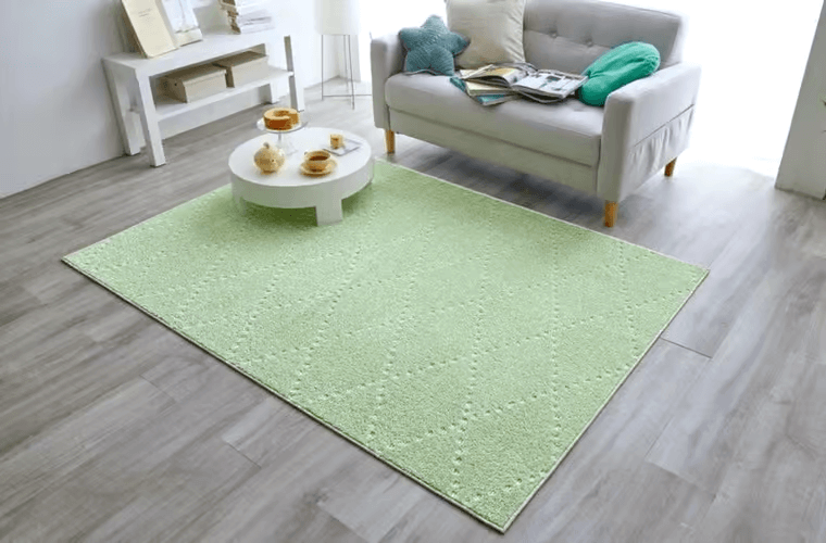 北欧風カラーとおしゃれなひし形の柄！洗える日本製ラグ『COAST