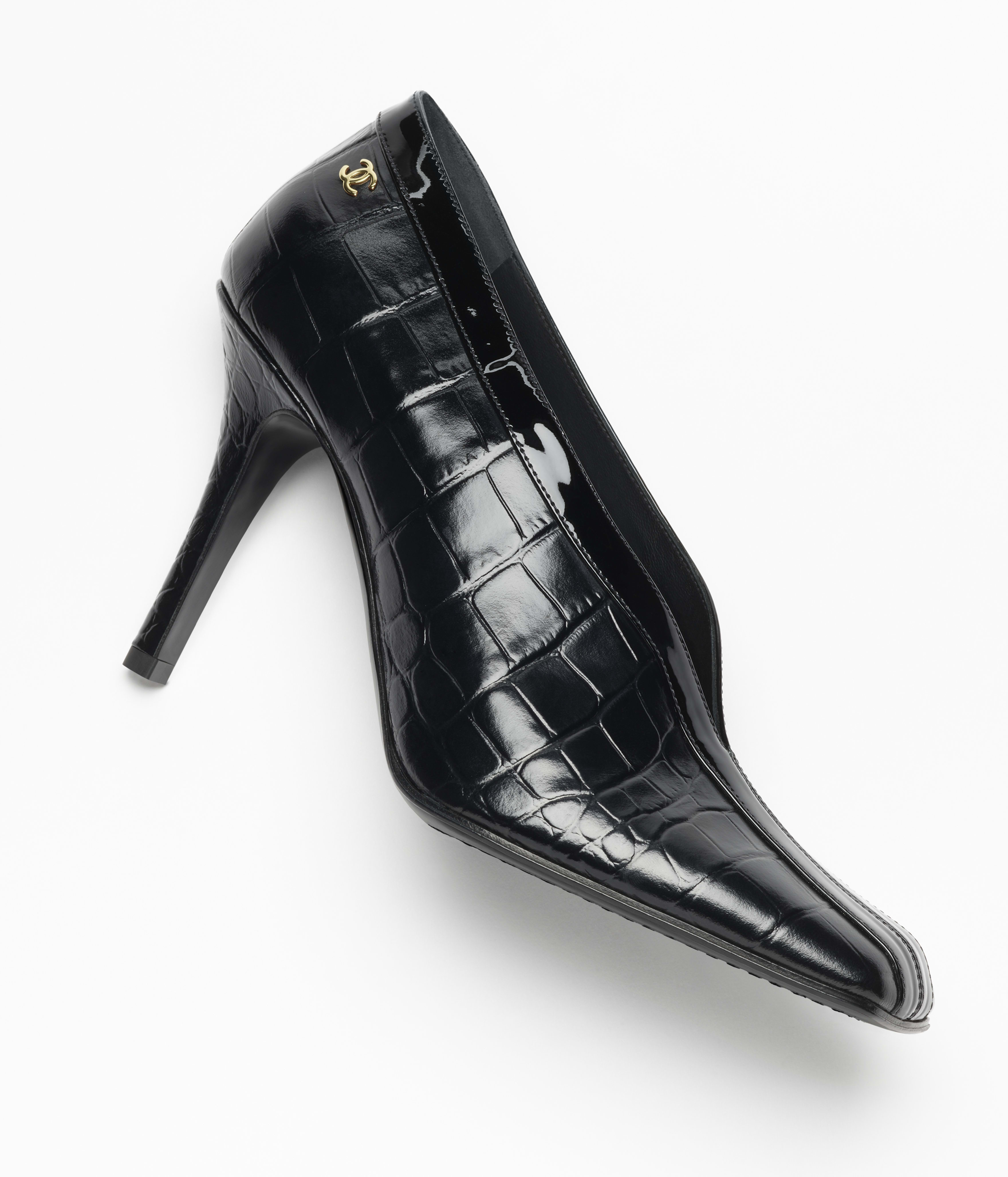 Pumps - Crocodile embossed calfskin & patent calfskin, black