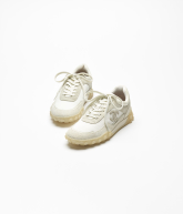 スニーカー - シューズ — ファッション | CHANEL