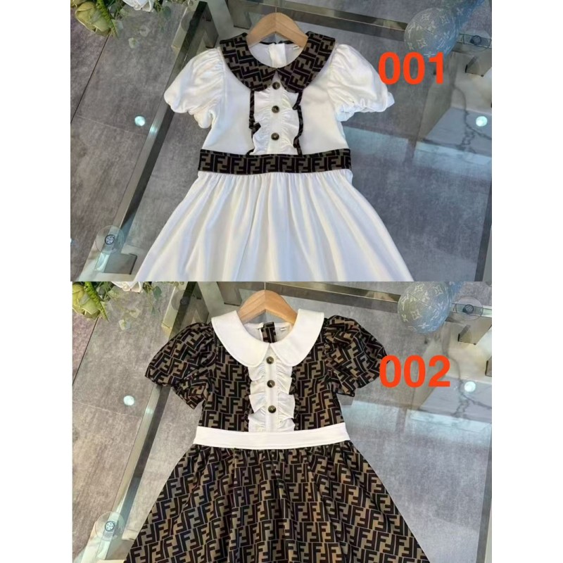 フェンデイFENDI キッズワンピース モノグラム柄 クチバシ襟 & フリル
