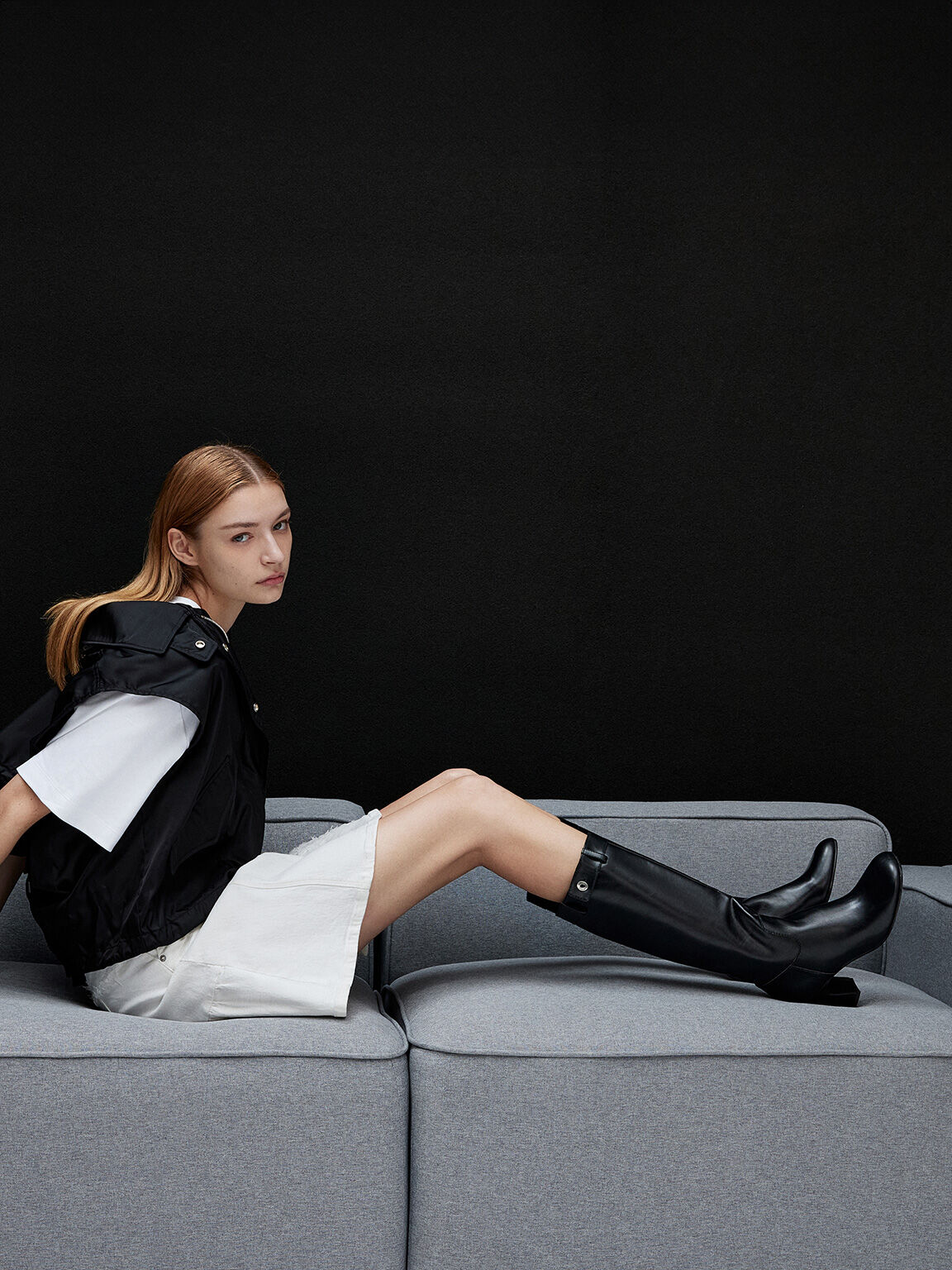 ブロックヒール ロングバイカーブーツ - ブラック | CHARLES & KEITH