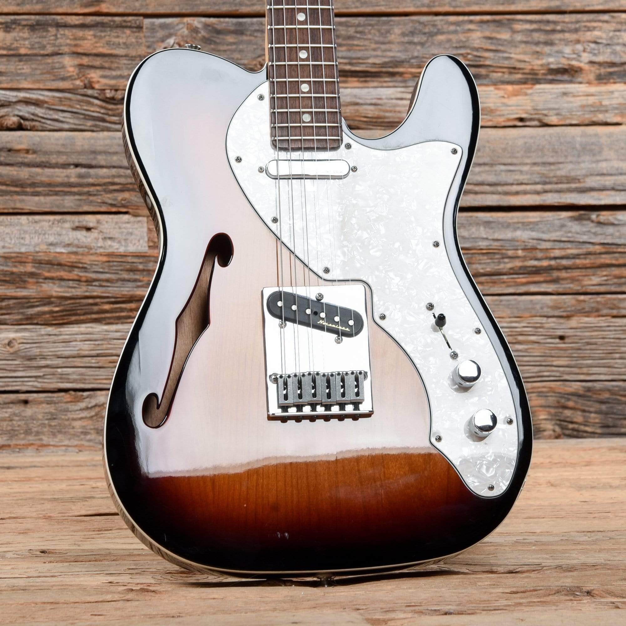 Fender Deluxe Telecaster Thinline Sunburst 2016 – Chicago Music