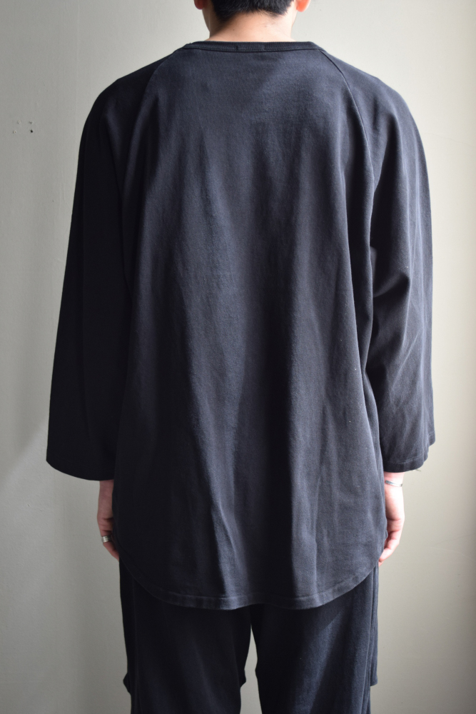 COMOLI (コモリ) コットンジャージ ベースボールTシャツ [BLACK]