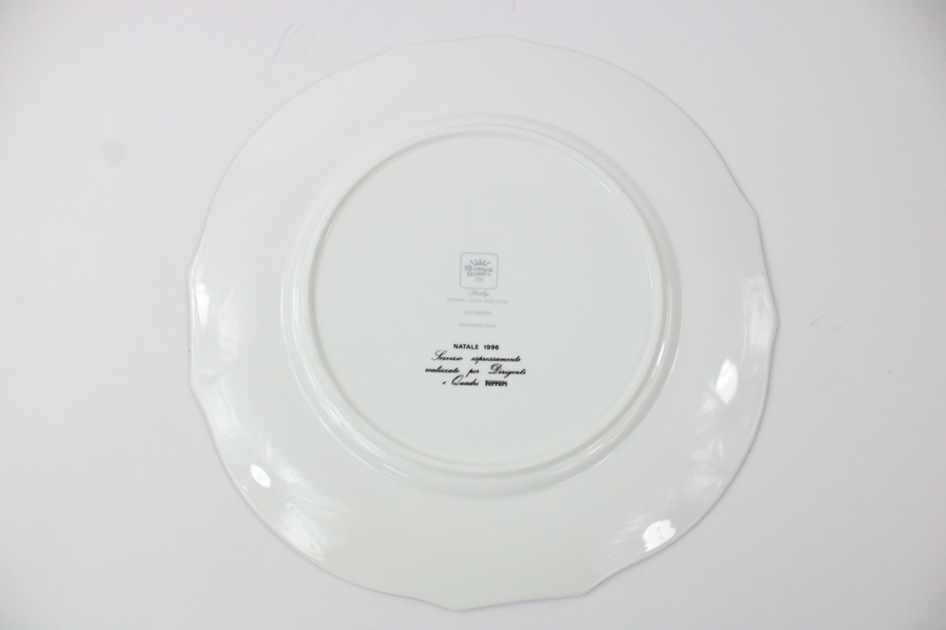 Christmas 1996 Richard Ginori Ferrari Commemorative Dinner Service
