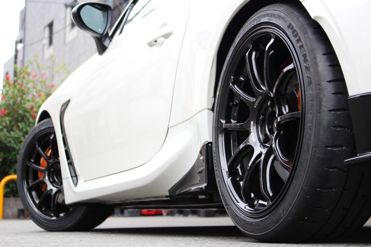 BRZ（ZD8）にADVAN鍛造ホイール RZ-F2 18インチを装着！ | 相模原店
