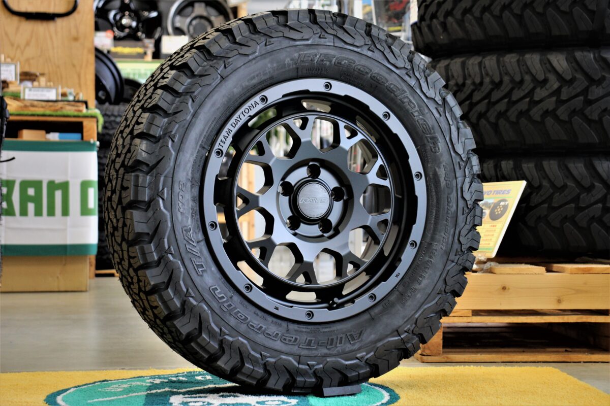 New RAV4】RAYS DAYTONA M9 ブラックエディション+BF グッドリッチ KO2